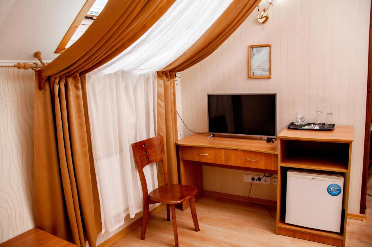 Hotel Piligrim 3 Mykolajiv Exteriör bild