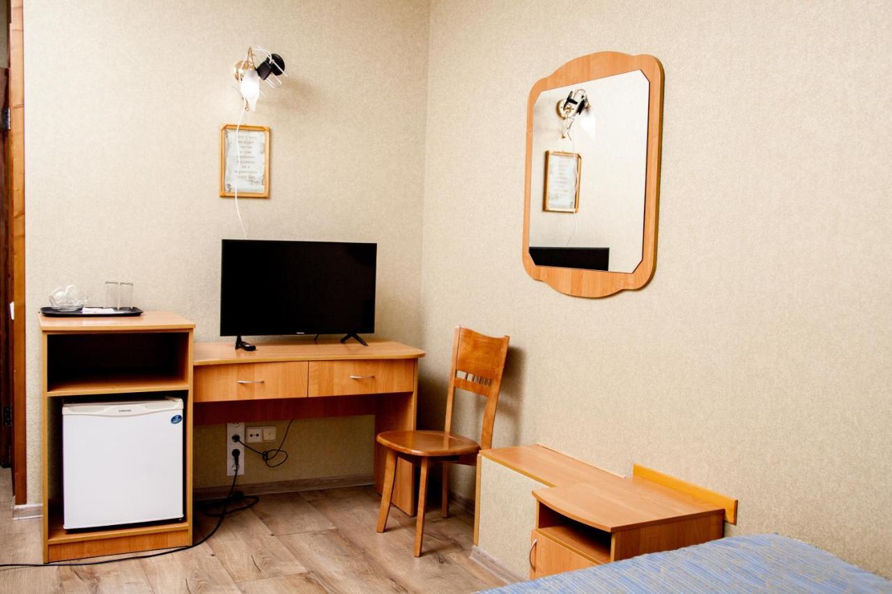 Hotel Piligrim 3 Mykolajiv Exteriör bild